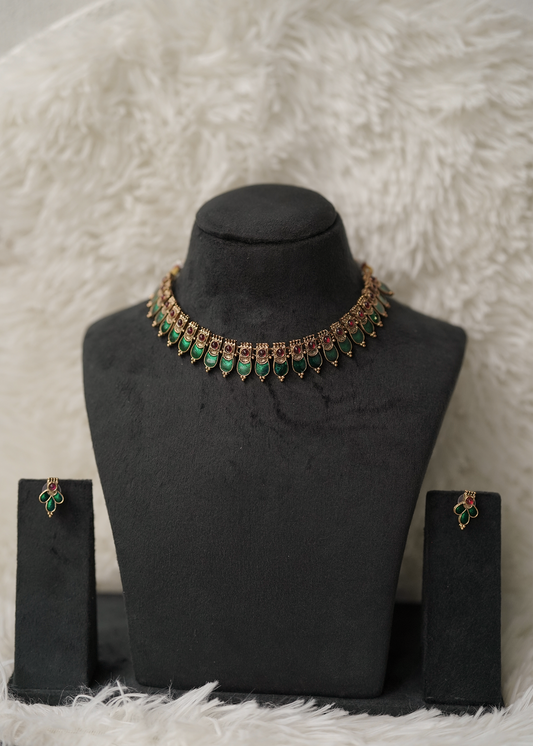 alt="Green Enamel Nagapadam Necklase"